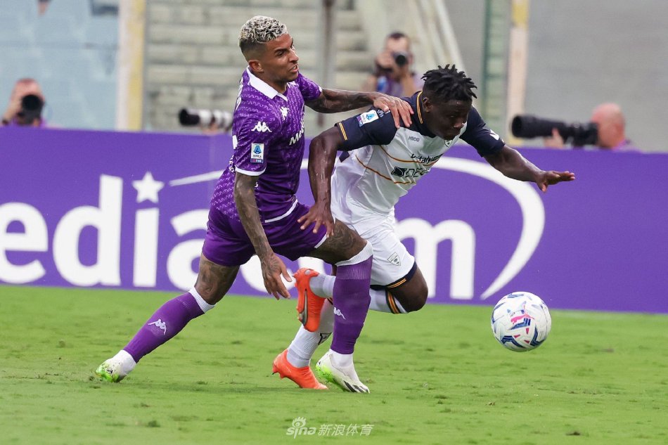 决不仅展现 决不仅展现